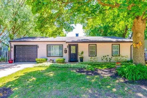 725 Russet Lane Streamwood IL 60107