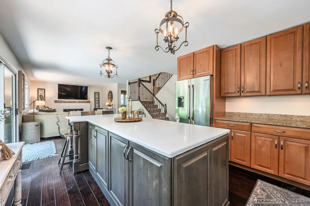 52 Redstart Road Naperville IL 60565