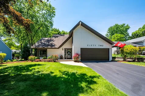 52 Redstart Road Naperville IL 60565
