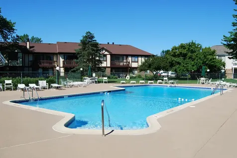 585 Williamsburg Court Wheeling IL 60090