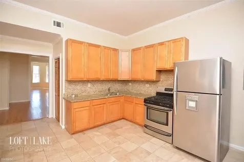 1502 North Rockwell Street Chicago IL 60622