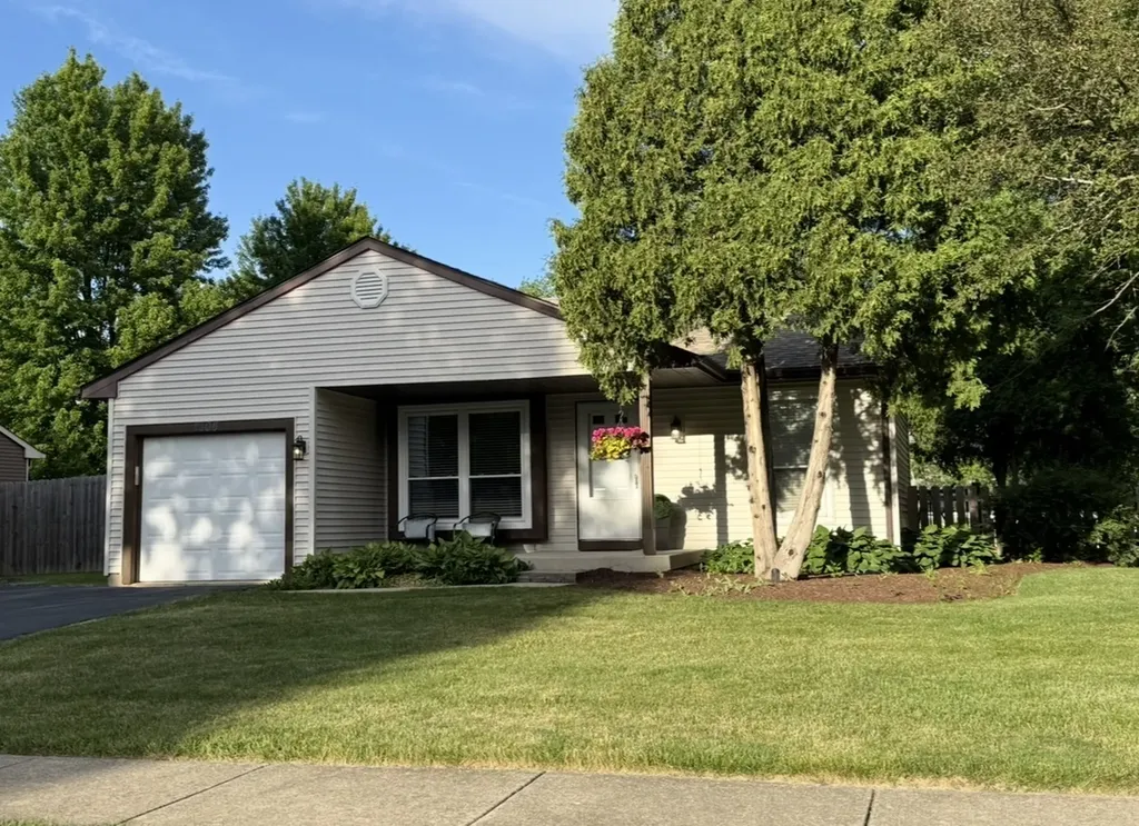 2108 Navarone Drive Naperville IL 60565