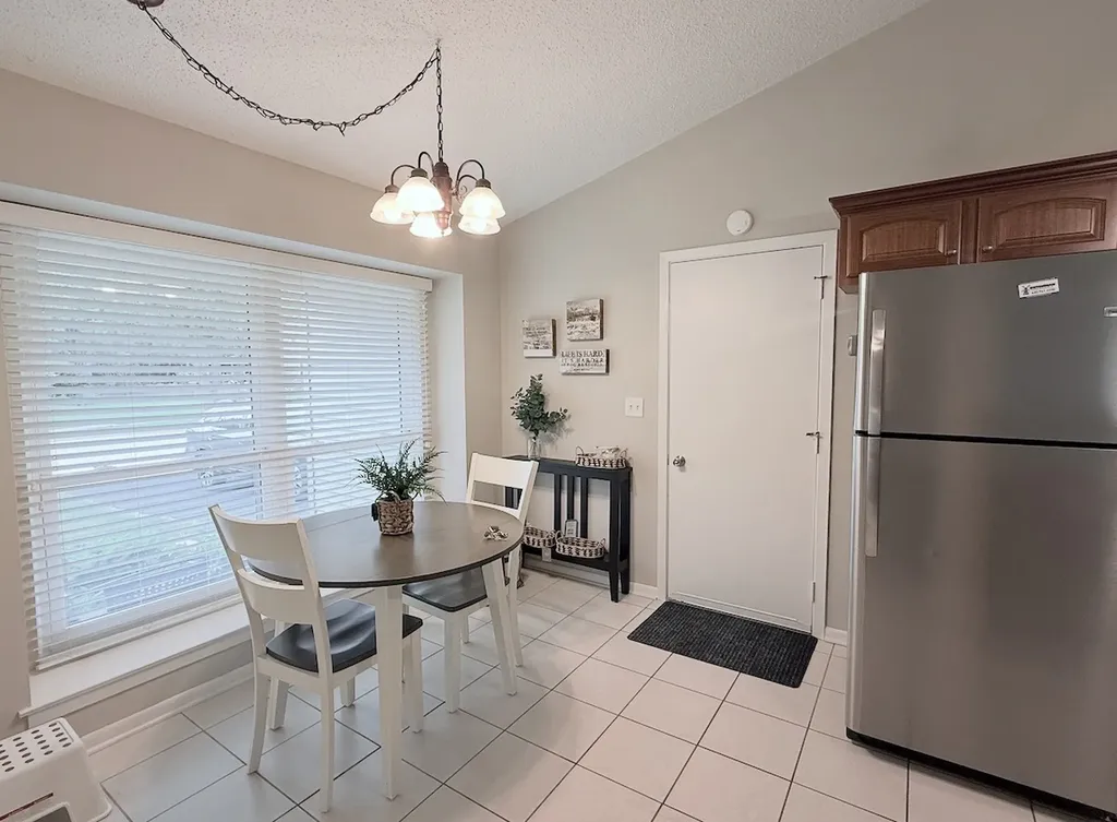 2108 Navarone Drive Naperville IL 60565