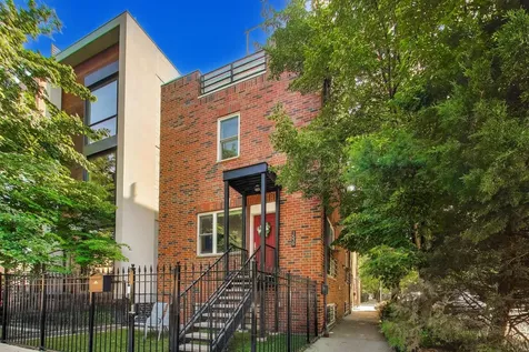 1758 West Pierce Avenue Chicago IL 60622