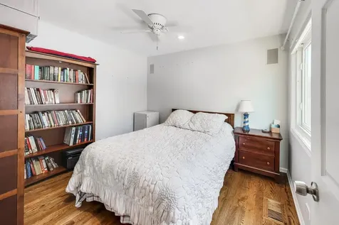 1758 West Pierce Avenue Chicago IL 60622