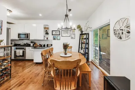1758 West Pierce Avenue Chicago IL 60622