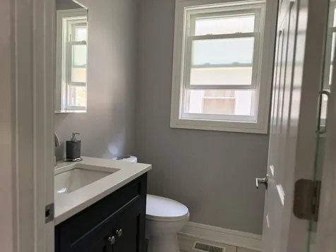 2233 Clinton Avenue Berwyn IL 60402