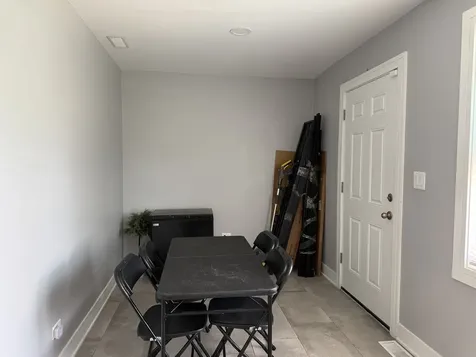 2233 Clinton Avenue Berwyn IL 60402