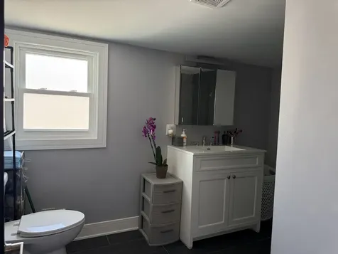 2233 Clinton Avenue Berwyn IL 60402