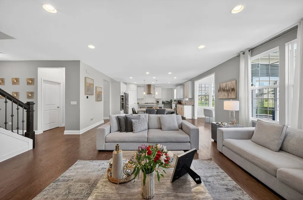 4319 Plantree Road Naperville IL 60564