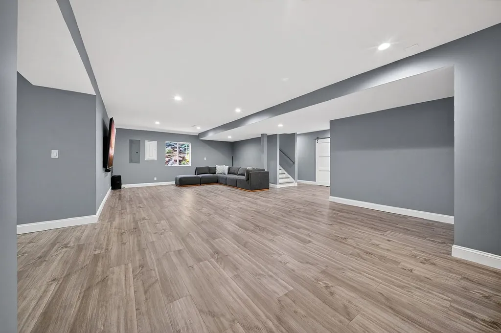 4319 Plantree Road Naperville IL 60564