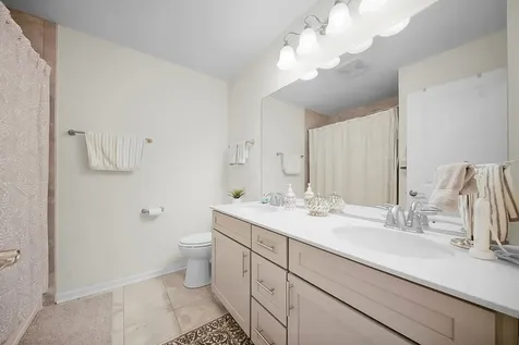 4319 Plantree Road Naperville IL 60564