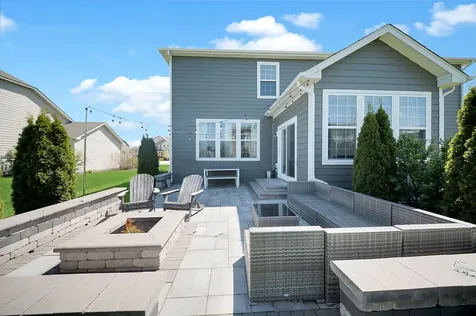 4319 Plantree Road Naperville IL 60564