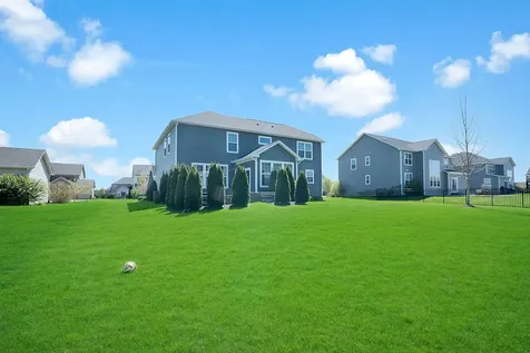 4319 Plantree Road Naperville IL 60564