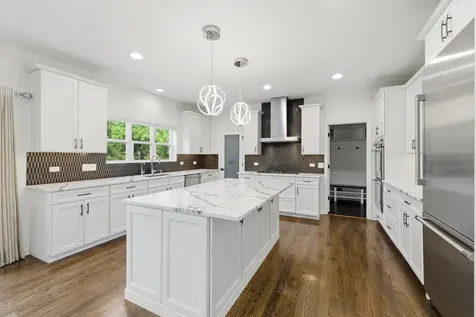 4530 Fairfax Avenue Palatine IL 60067