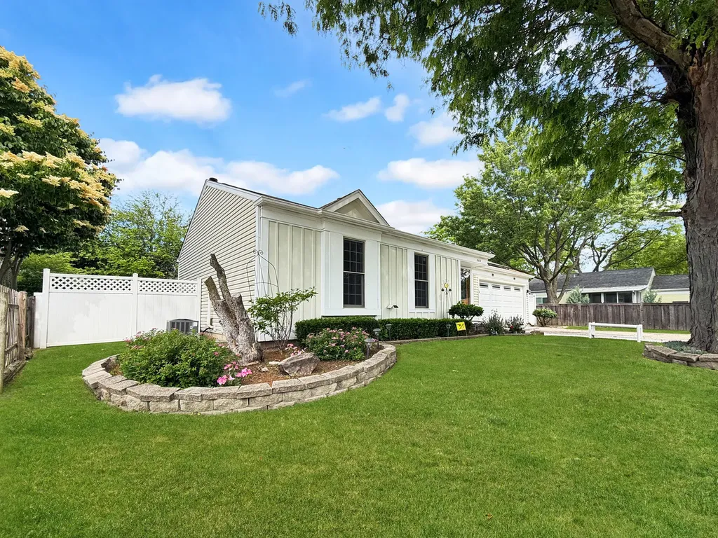 2630 Stubblefield Court Aurora IL 60504