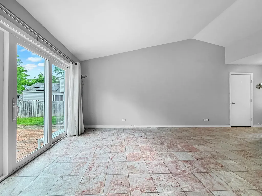 2630 Stubblefield Court Aurora IL 60504