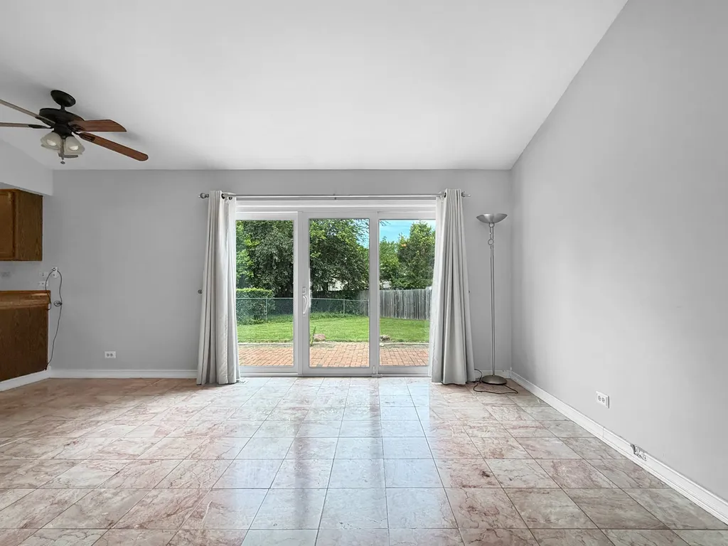 2630 Stubblefield Court Aurora IL 60504