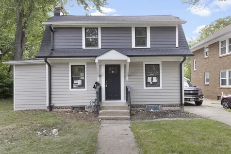 1322 Garrison Avenue Rockford IL 61103