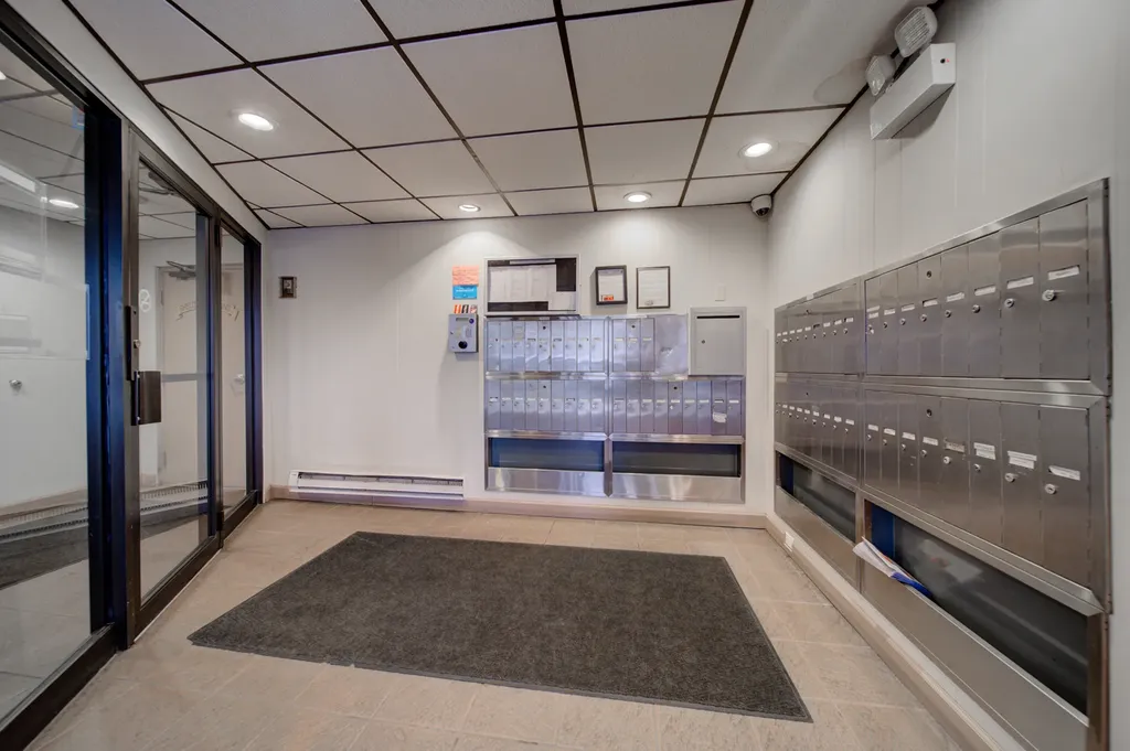 2333 North Neva Avenue Chicago IL 60707