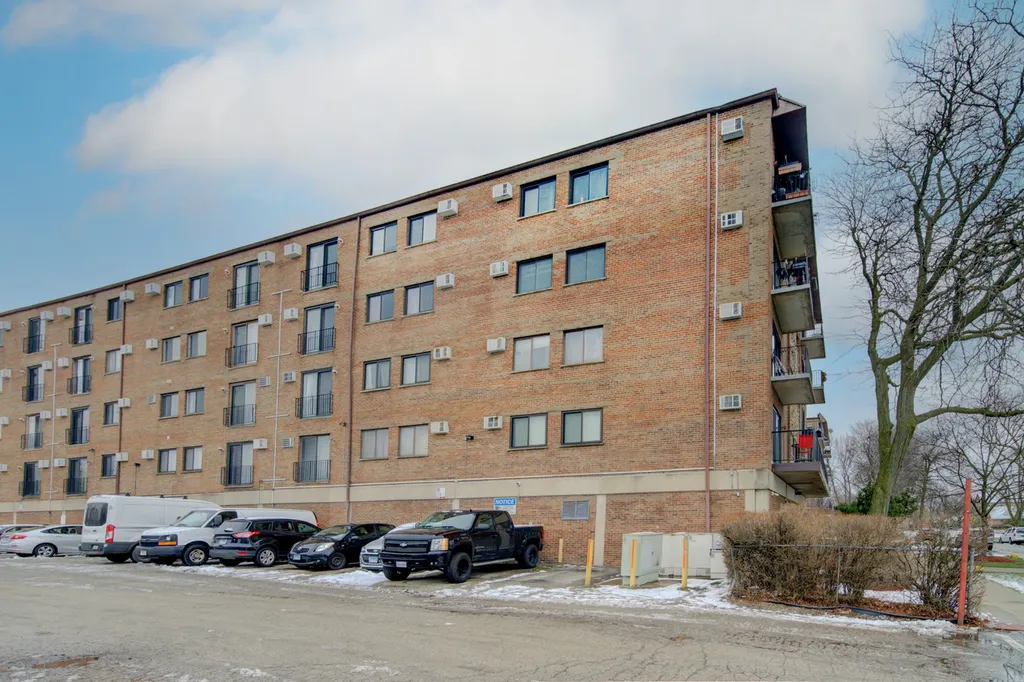 2333 North Neva Avenue Chicago IL 60707