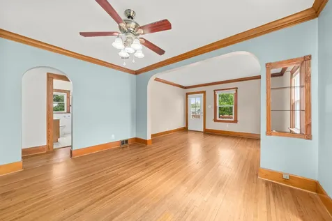 1220 North Springfield Avenue Rockford IL 61101