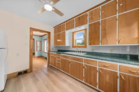 1220 North Springfield Avenue Rockford IL 61101