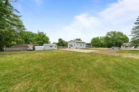 1220 North Springfield Avenue Rockford IL 61101