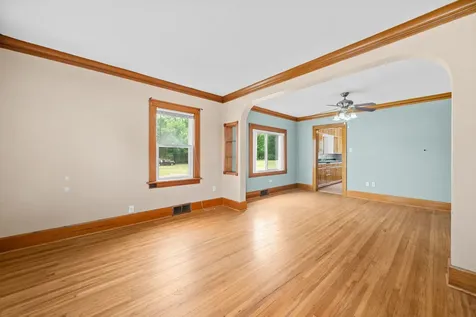 1220 North Springfield Avenue Rockford IL 61101