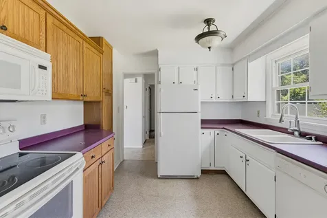 3421 56TH Street Place Moline IL 61265