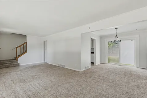 3421 56TH Street Place Moline IL 61265