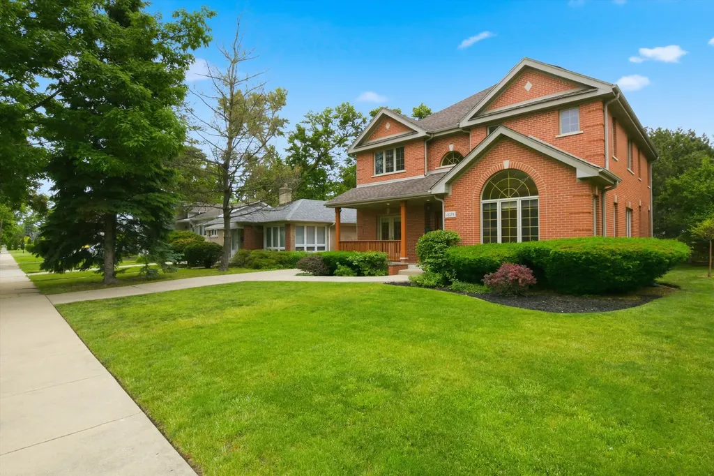 1825 South Fairview Avenue Park Ridge IL 60068