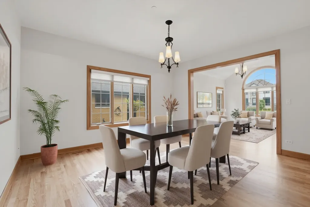 1825 South Fairview Avenue Park Ridge IL 60068