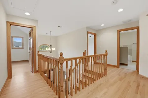 1825 South Fairview Avenue Park Ridge IL 60068
