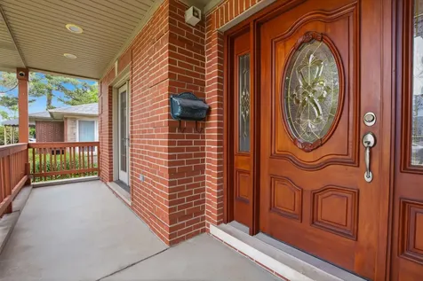 1825 South Fairview Avenue Park Ridge IL 60068