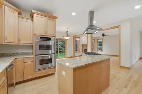 1825 South Fairview Avenue Park Ridge IL 60068