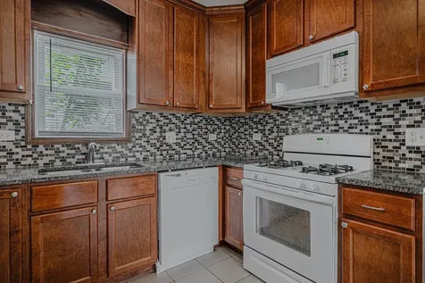 2913 Gabriel Avenue Zion IL 60099
