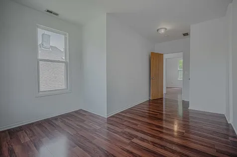 2913 Gabriel Avenue Zion IL 60099