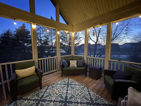 12 Covington Court Algonquin IL 60102