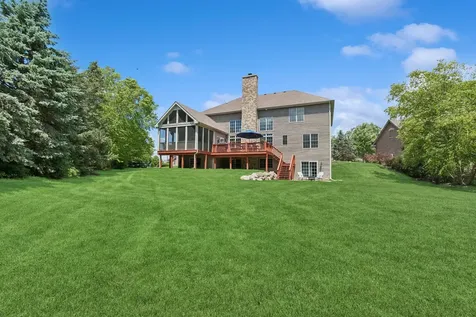 12 Covington Court Algonquin IL 60102