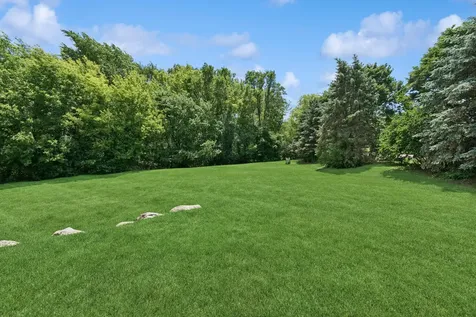 12 Covington Court Algonquin IL 60102