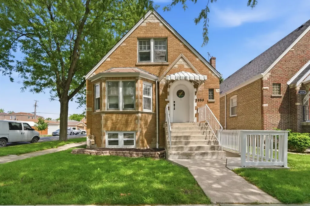 3858 West 59th Place Chicago IL 60629