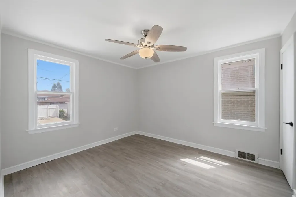3858 West 59th Place Chicago IL 60629