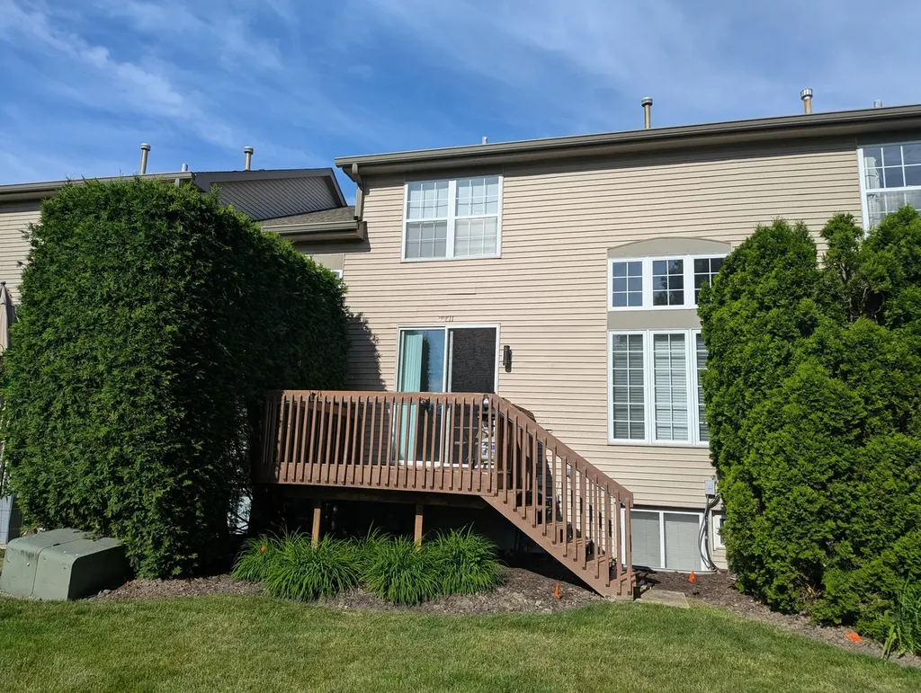 39811 North Long Drive Antioch IL 60002