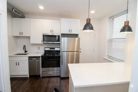 1362 North Bosworth Avenue Chicago IL 60642