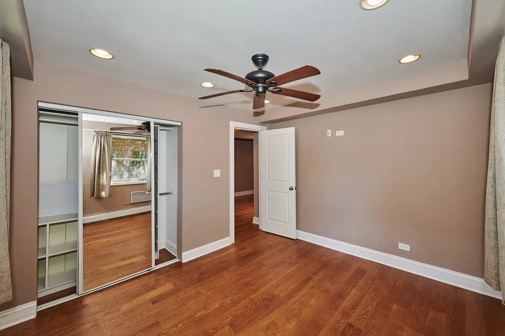 2205 West Highland Avenue Chicago IL 60659