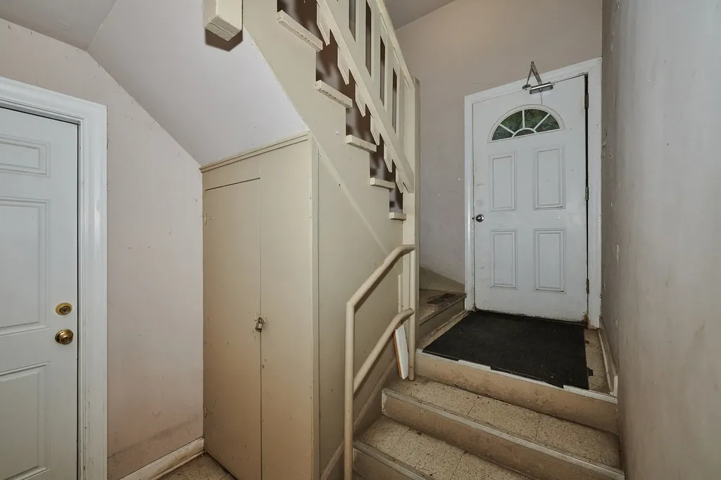 2205 West Highland Avenue Chicago IL 60659