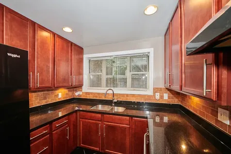 2205 West Highland Avenue Chicago IL 60659