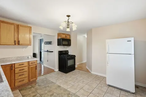 516 Garnsey Avenue Joliet IL 60432