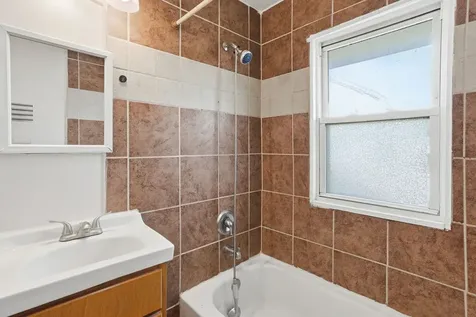 516 Garnsey Avenue Joliet IL 60432